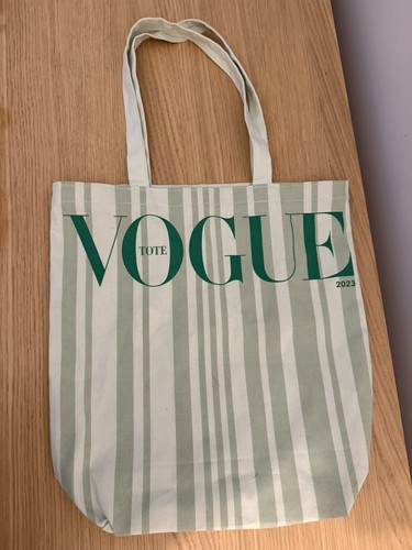 Vogue 2023 tote bag mint - bag,