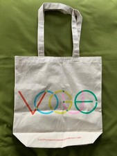 New Vogue Graphic Logo Tote