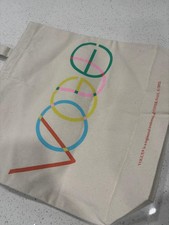 Fashionable VOGUE MAGAZINE