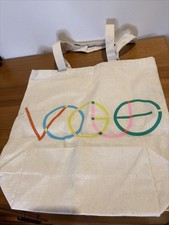 Fashionable VOGUE MAGAZINE